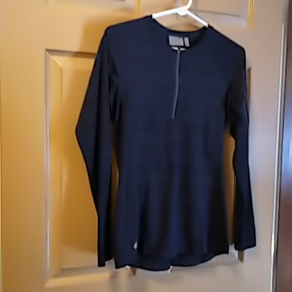 Athleta Tops - Athleta womens fitted athletic shirt S long sleved